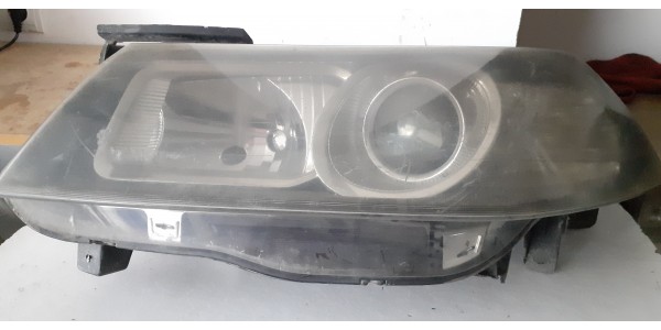 RENAULT MEGANE 2 SOL (05/09) MERCEKLİ HALOJEN MAKYAJLI